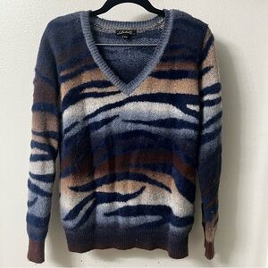 CHARLIE B Women's Blue and Brown V-Neck Sweater